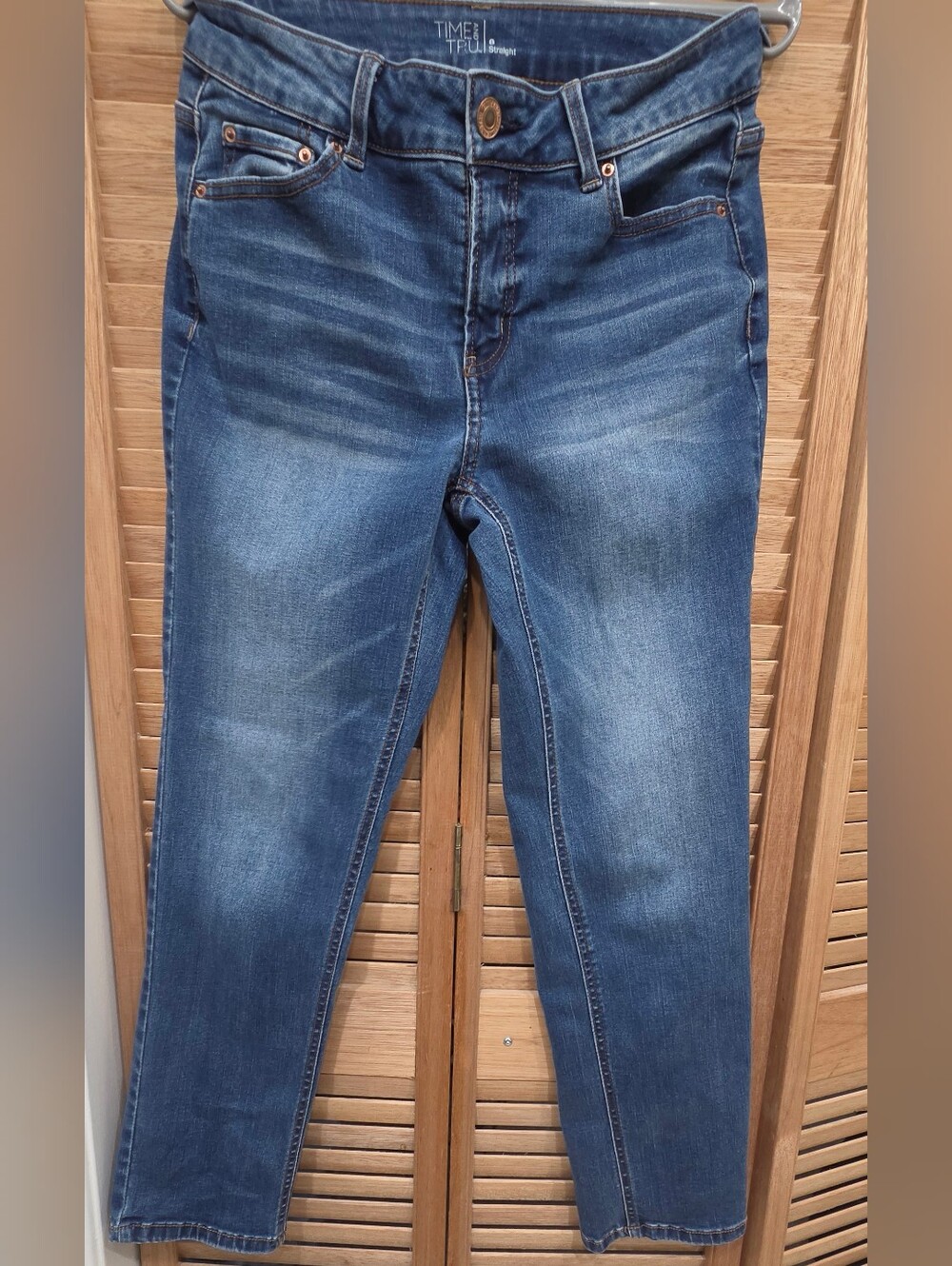 Time And Tru Women’s Straight Leg Jeans